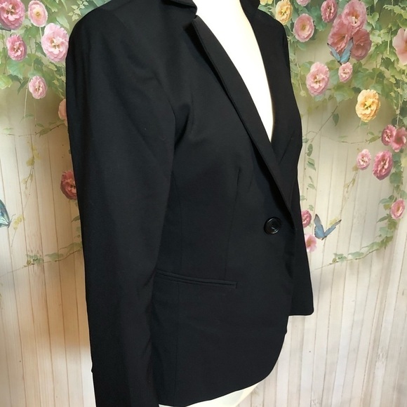 LAFAYETTE 148 Black Virgin Wool Blazer - Picture 3 of 7